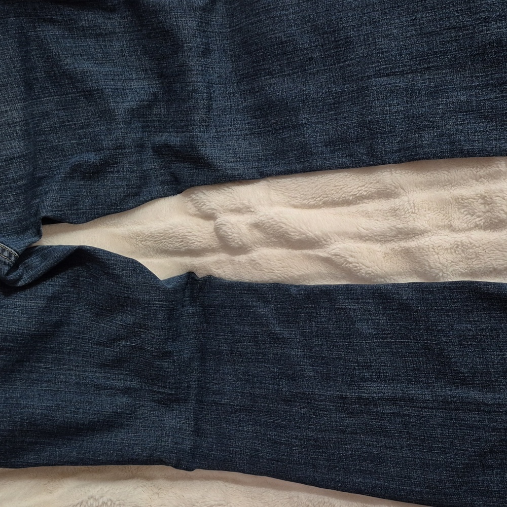 Levi's Dark Blue CURVY, BOOT CUT Women's Jeans, SIZE 10L. - Picture 8 of 12